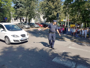 Spotkanie policjanta z dziećmi z klas &quot;0&quot;