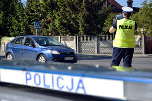 Policjanci ruchu drogowego podczas działań &quot;PRĘDKOŚĆ&quot; na terenie powiatu mińskiego