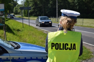 Policjanci ruchu drogowego podczas działań &quot;PRĘDKOŚĆ&quot; na terenie powiatu mińskiego