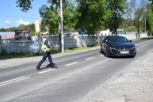 Policjanci ruchu drogowego podczas działań &quot;PRĘDKOŚĆ&quot; na terenie powiatu mińskiego
