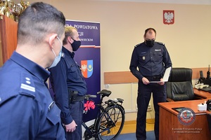 Pożegnanie dyżurnego, który przeszedł na policyjną emeryturę